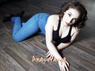 anasstasya Salopes de 18 ans