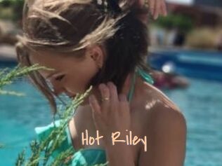 Hot_Riley