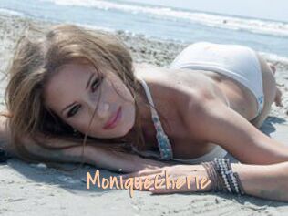 MoniqueCherie