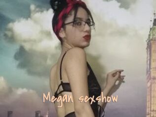 Megan_sexshow