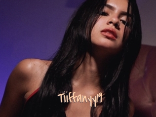 Tiiffanyy19