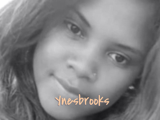 ynesbrooks Salopes de 18 ans